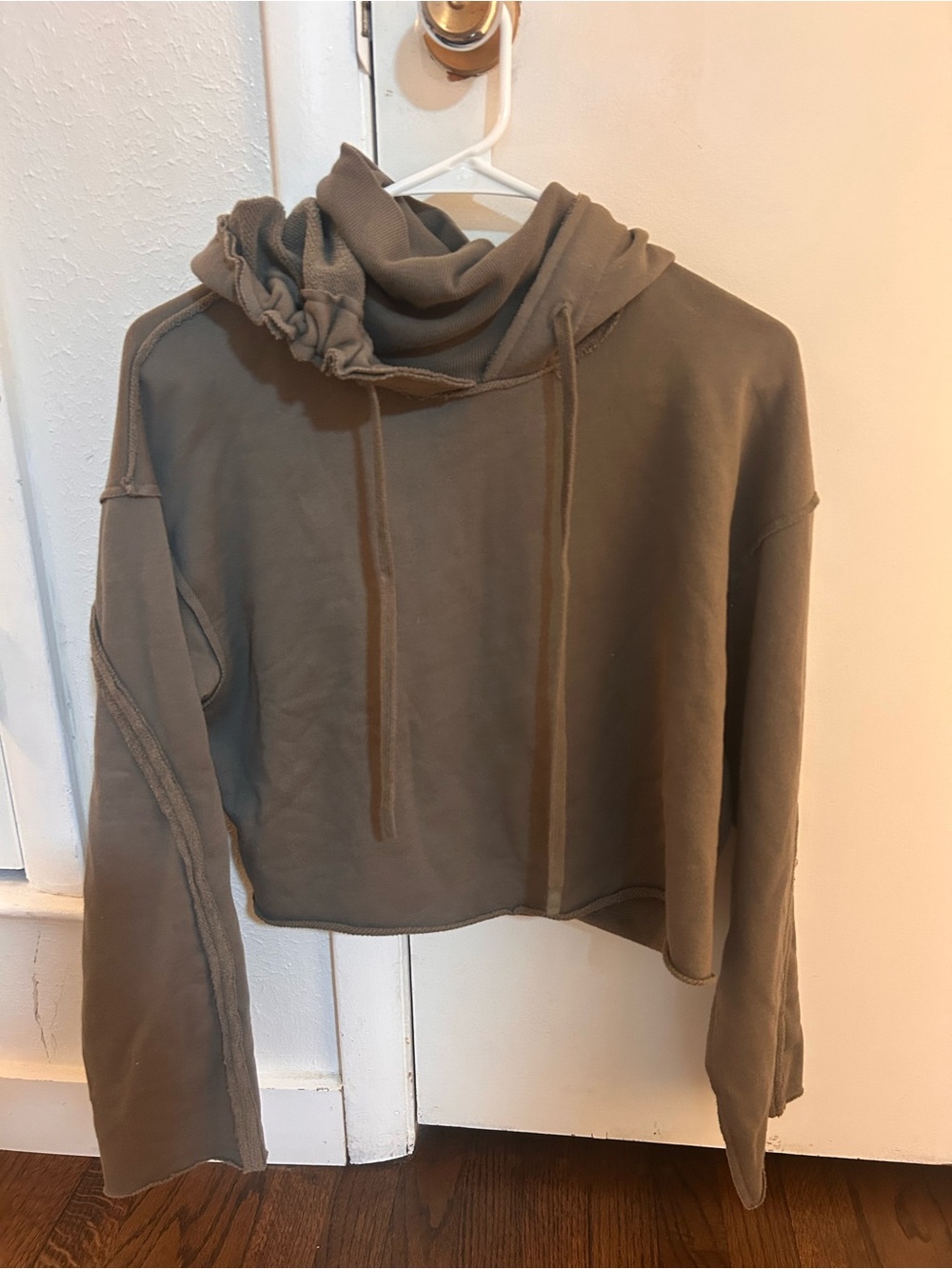 ALO Yoga Olive Green Cropped Drawstring Hoodie